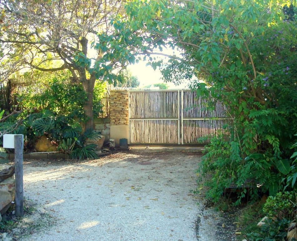 A Whale Of A View Bed & Breakfast Plettenbergbaai Buitenkant foto