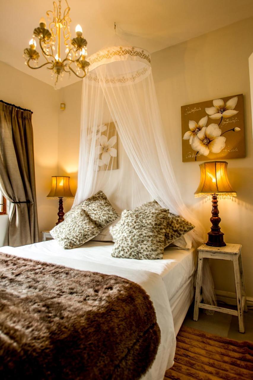 A Whale Of A View Bed & Breakfast Plettenbergbaai Buitenkant foto